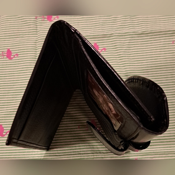 EUC Vintage Brighton Black Patent Leather Bifold Wallet Clutch w/ Buckle Closure - Picture 6 of 7